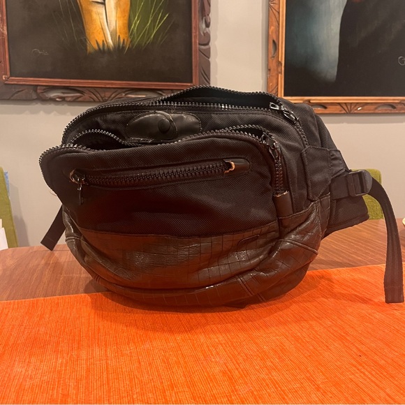 【人気】visvim ビズビム BALLISTIC LUMBAR 8L ブラウン 人気】visvim ビズビム BALLISTIC LUMBAR 8L ブラウン 【公式通販】
